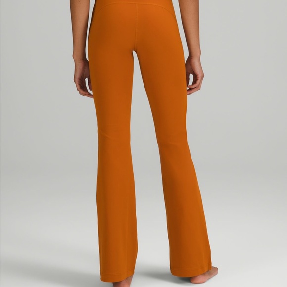 SOLD lululemon Groove Super-High-Rise Flared Pant Nulu - Picture 3 of 9